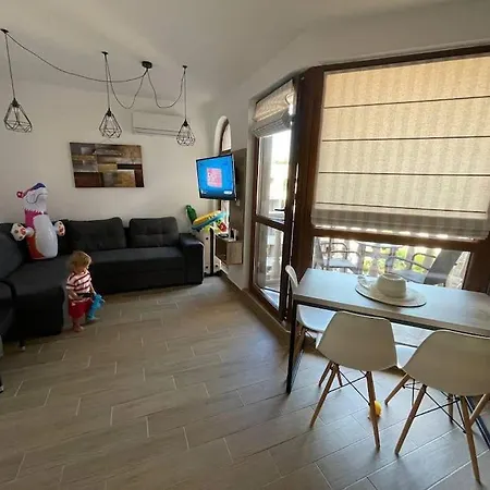 2 Bedrooms In Cascadas 21 Apartment Sveti Vlas